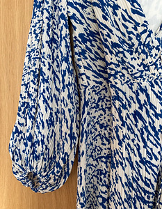 H&M платье 36 (2 фото из 2)