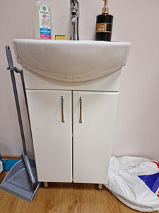 Valamu komplekt, kapp (1 foto / 2)