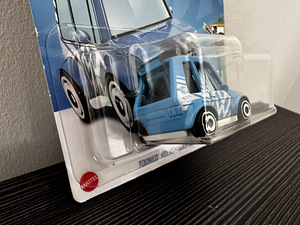 Hot Wheels TH VOLKSWAGEN GOLF MK1 (5 foto / 5)