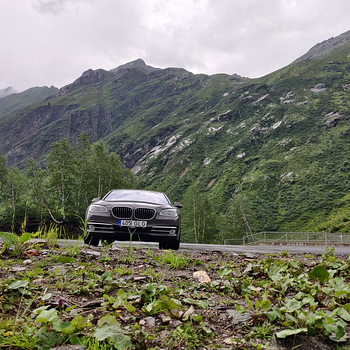 BMW 740 LCI Individual 3.0 230 кВт