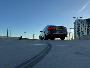 BMW 740 LCI Individual 3.0 230kW (6 foto / 15)