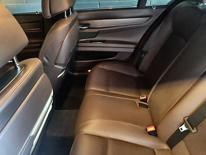 BMW 740 LCI Individual 3.0 230kW (8 foto / 15)