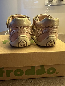 Froddo (3 foto / 5)