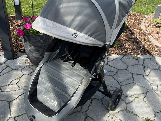 Прогулочная коляска Baby Jogger City Mini GT