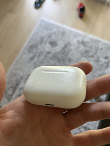 Airpods Pro (1 фото из 1)