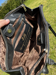 MOSCHINO kott (3 foto / 10)