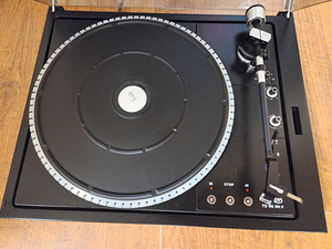 Thorens TD105 MK II 2-Speed Belt-Drive Turntable (2 foto / 5)
