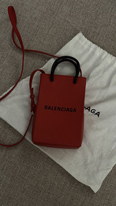 Balenciaga käekott (1 foto / 1)