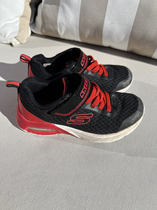 Lastejalanõud Skechers, suurus 30 (3 foto / 6)