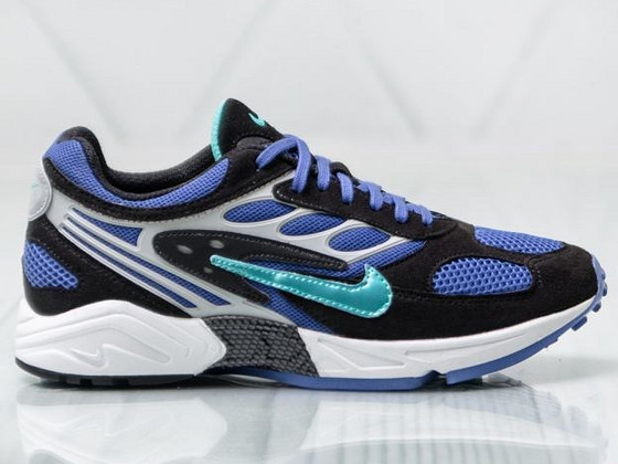 NIKE AIR
