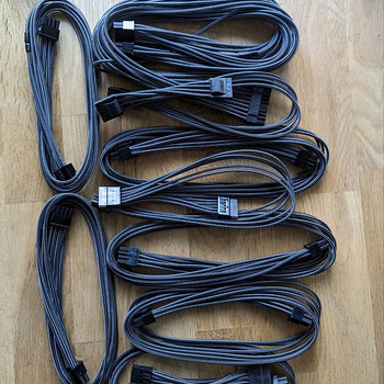 Комплект кабелей CableMod C-Series ModMesh для Corsair AXi /