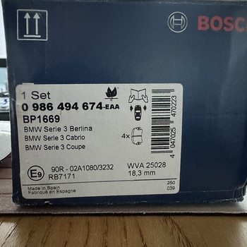 Тормозные колодки BOSCH 0 986 494 674, BMW