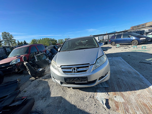 HONDA FRV 2,2 DIISEL, VARUOSAD (1 foto / 6)