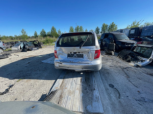 HONDA FRV 2,2 DIISEL, VARUOSAD (2 foto / 6)