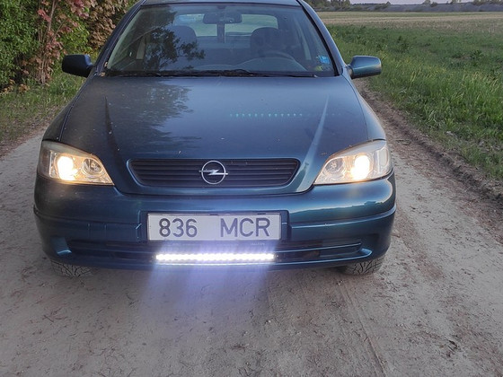 Opel Astra 1.6i