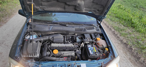 Opel Astra 1.6i (4 foto / 9)