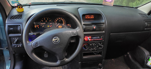 Opel Astra 1.6i (7 foto / 9)