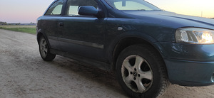 Opel Astra 1.6i (6 foto / 9)