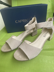 Открытые туфли Caprice (1 фото из 3)