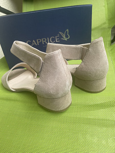 Открытые туфли Caprice (3 фото из 3)