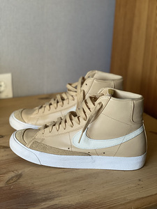 Nike Blazer Mid ‘77 (2 foto / 2)