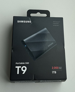 Samsung T9 SSD 1TB USB 3.2 Gen 2, Black (1 фото из 4)