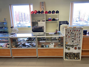 Müüa suur hulk kaupu antiigipoe jaoks (6 foto / 10)