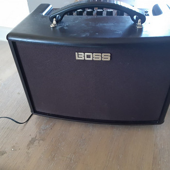 Портативный гитарный усилитель Boss 22AC-Lx