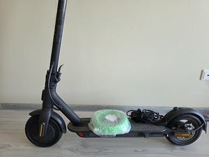 Elektriline tõukeratas Xiaomi Essential (1 foto / 9)