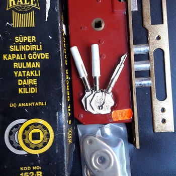Silindriline mortise lukk Kale 152-r 35mm