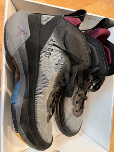 Müüa peaaegu uued Air Jordan XXXVII korvpalli tossud nr 42 (3 foto / 7)