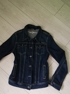 Джинсовая куртка. Pepe jeans, размер 34. В хорошем состоянии. (2 фото из 2)