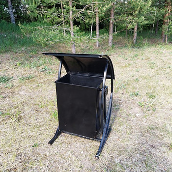 Уличная мусорная урна