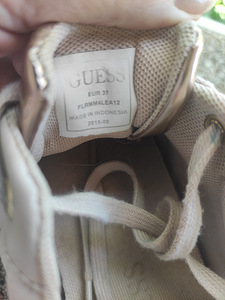 Guess tossud (6 foto / 8)