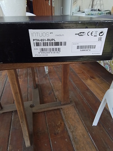 Графический планшет WACOM INTUOS PRO M (6 фото из 6)