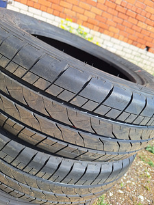 BRIDGESTONE DURAVIS R660 ECO 205/65 R16C 107/105T (2 foto / 5)