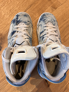 Продаются использованные Air Jordan 6 Retro (GS), размер EU (3 фото из 7)
