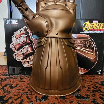 мстители: Война бесконечности Marvel Legends Infinity Gauntlet