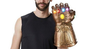 Avengers: Infinity War Marvel Legends Infinity Gauntlet (3 foto / 5)