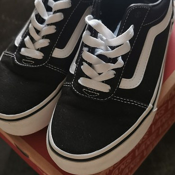 Vans jalatsid