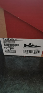 Обувь Vans (2 фото из 4)