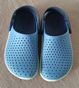 Сабо Crocs (4 фото из 7)
