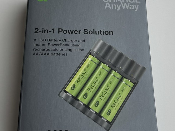 GP 4x 2600mAh 2-in-1 Power Solution
