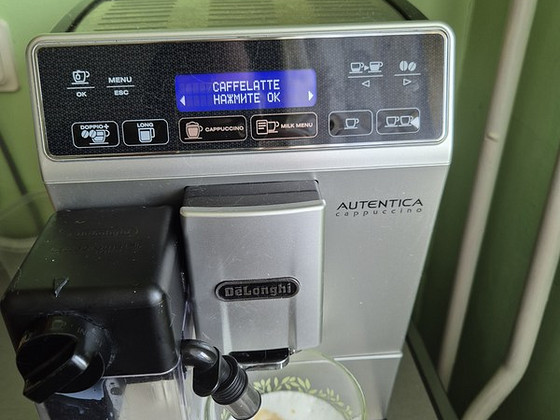 Kohvimasin DeLonghi Autentica cappuccino (кофемашина)
