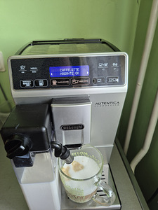 Kohvimasin DeLonghi Autentica cappuccino (kohvimasin) (1 foto / 4)
