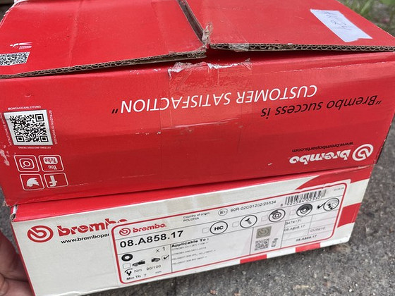 Tagumised Pidurikettad ja kaitseplekid Peugeot 308 sw
