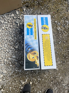 Передние амортизаторы Bilstein b8 (1 фото из 9)