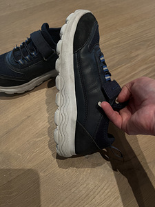 Кроссовки Geox 33 (2 фото из 2)