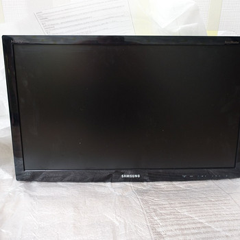 Телевизор Samsung SyncMaster T24B301