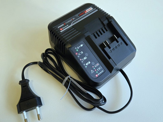Einhell Power X-Charger 18V 3A зарядное устройство